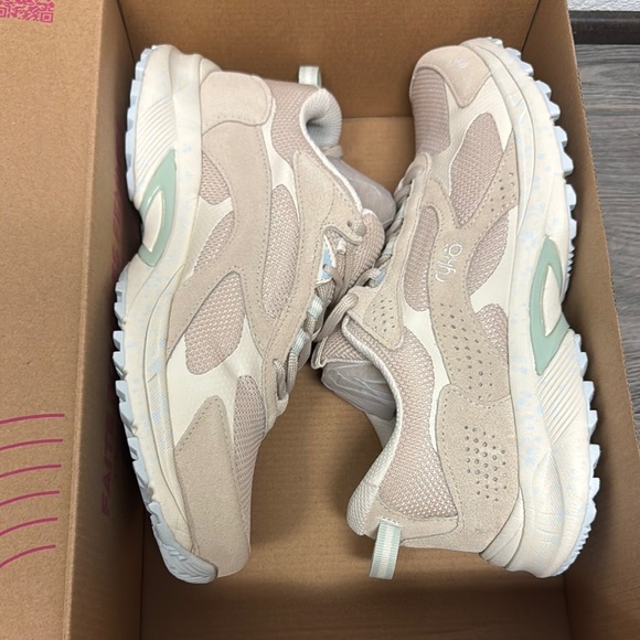 Ryka Made For Women Sky Stride Walking Sneaker (WIDE) - Picture 2 of 7